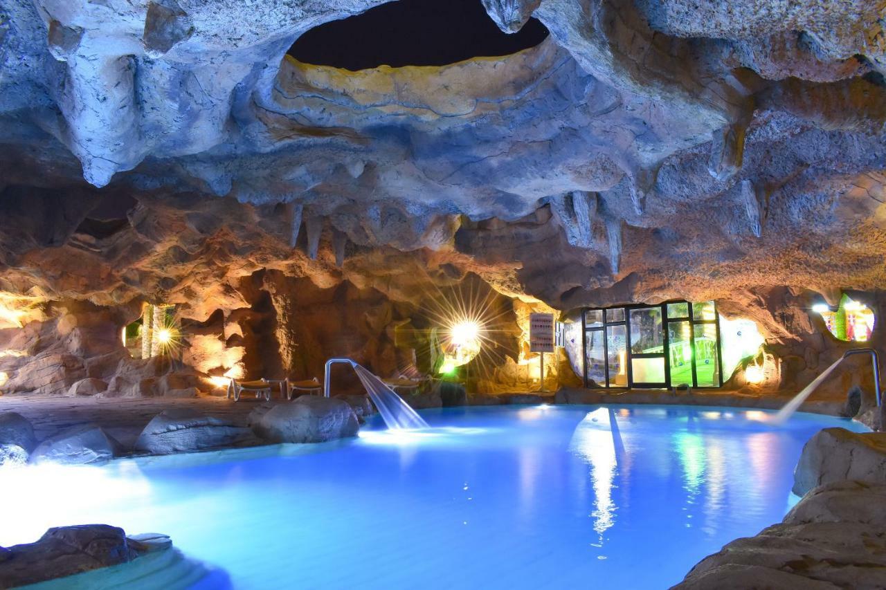 Parrotel Beach Resort Sharm el-Sheikh Bagian luar foto The Grotta di Nettuno